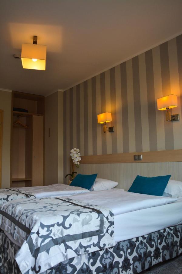 Restauracja 32 Motel Gryfice Extérieur photo